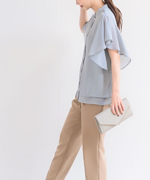 rps（アールピーエス）の「フレアースリーブバンドカラーブラウス（シャツ/ブラウス・レディース・オフホワイト/ブラック/グレイッシュブルー/ライトグレー/ダークグリーン・M）」の17枚目の写真