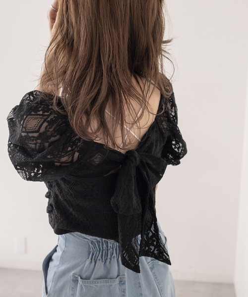 OLIVE des OLIVE（オリーブデオリーブ）の「バックリボンレースブラウス（シャツ/ブラウス・レディース・ブルー/ブラック/オフホワイト・FREE）」の2枚目の写真