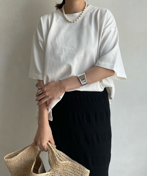 DouDou（ドゥドゥ）の「【WEB限定】ワイドクルーネックチュニックTEE（Tシャツ/カットソー・レディース・ブルー/チャコールグレー/ライトベージュ/オフホワイト・FREE）」の8枚目の写真