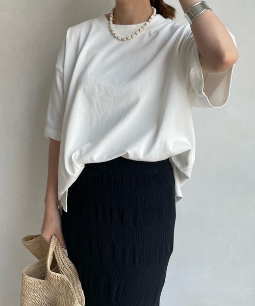 DouDou（ドゥドゥ）の「【WEB限定】ワイドクルーネックチュニックTEE（Tシャツ/カットソー・レディース・ブルー/チャコールグレー/ライトベージュ/オフホワイト・FREE）」の9枚目の写真