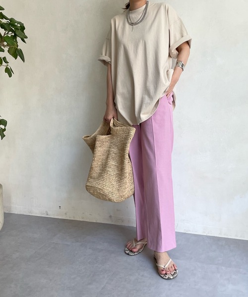 DouDou（ドゥドゥ）の「【WEB限定】ワイドクルーネックチュニックTEE（Tシャツ/カットソー・レディース・ブルー/チャコールグレー/ライトベージュ/オフホワイト・FREE）」の11枚目の写真