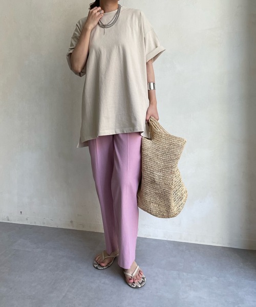 DouDou（ドゥドゥ）の「【WEB限定】ワイドクルーネックチュニックTEE（Tシャツ/カットソー・レディース・ブルー/チャコールグレー/ライトベージュ/オフホワイト・FREE）」の13枚目の写真