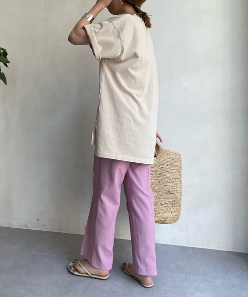 DouDou（ドゥドゥ）の「【WEB限定】ワイドクルーネックチュニックTEE（Tシャツ/カットソー・レディース・ブルー/チャコールグレー/ライトベージュ/オフホワイト・FREE）」の14枚目の写真