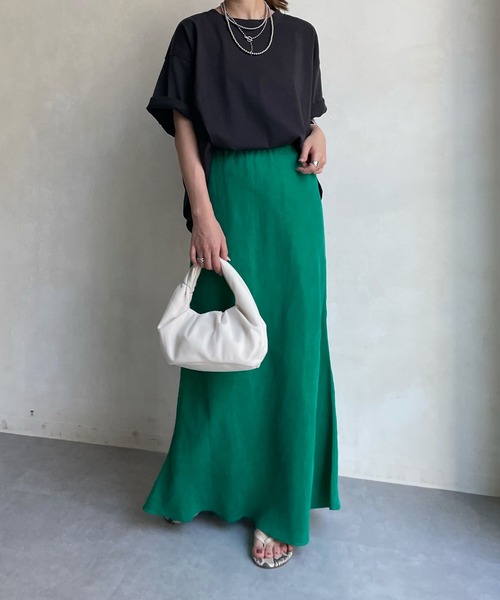 DouDou（ドゥドゥ）の「【WEB限定】ワイドクルーネックチュニックTEE（Tシャツ/カットソー・レディース・ブルー/チャコールグレー/ライトベージュ/オフホワイト・FREE）」の20枚目の写真