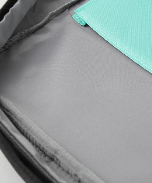 Bianchi（ビアンキ）の「Bianchi / ビアンキ /  POLYESTER 900D メランジ スクエアバックパック / ビジネスリュック / 大容量 / リフレクション / REPREVE / BLMM-04（バックパック/リュック・メンズ・ブラック・FREE）」の19枚目の写真