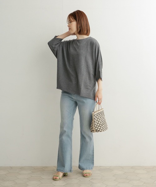 URBAN RESEARCH DOORS（アーバンリサーチドアーズ）の「『セットアップ対応』コットンレーヨンドルマンプルオーバー（Tシャツ/カットソー・レディース・チャコールグレー/ブラック/ネイビー・MEDIUM）」の17枚目の写真