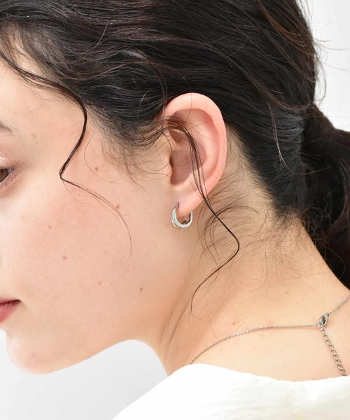 LHME（エルエイチエムイー）の「LHME ブランチピアス/サージカルステンレス316L（金属アレルギー対応）（ピアス（両耳用）・レディース・シルバー/ゴールド・ONE SIZE）」の2枚目の写真