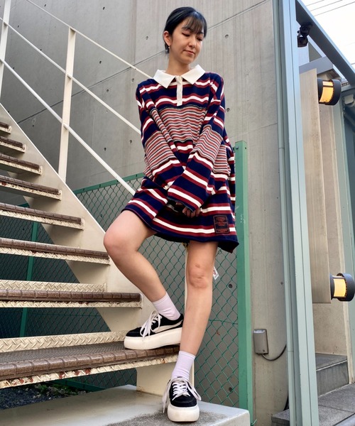 Candy Stripper(キャンディストリッパー)の「CND JUMBLE BORDER POLO トップス(ポロシャツ・レディース・ブラック/ネイビー/ブルー・2)」の6枚目の写真