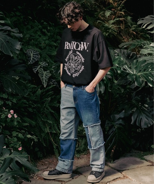 ROMANTIC CROWN(ロマンティッククラウン)の「【ROMANTIC CROWN】ROUND FLOWER TEE / ロマンティッククラウン ラウンド フラワー グラフィック Tシャツ(Tシャツ/カットソー・メンズ・ブラック/ホワイト/ライトパープル・SMALL/X-LARGE/LARGE/MEDIUM)」の5枚目の写真