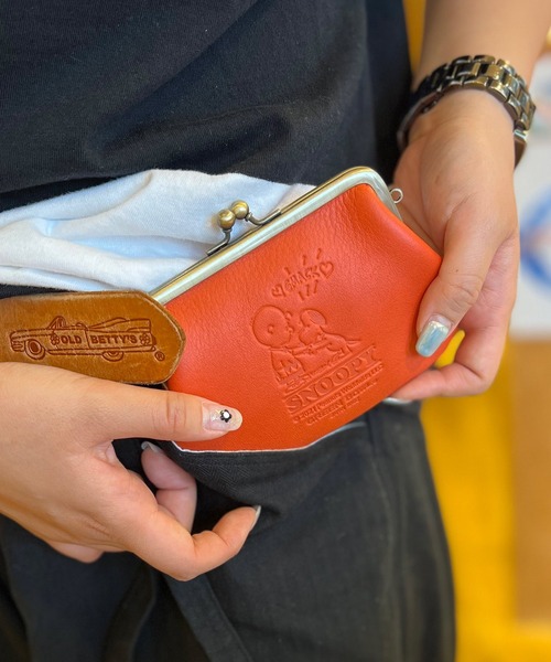 SNOOPY×OLD BETTY'S（スヌーピーカケルオールドベティーズ）の「【日本製】スヌーピー【SNOPPY】Leather Coin Purse（財布・レディース・イエロー系その他3/イエロー系その他2/キャメル/オレンジ系その他2/オレンジ系その他3/オレンジ・FREE）」の5枚目の写真