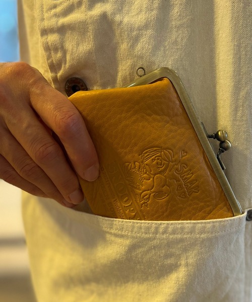SNOOPY×OLD BETTY'S（スヌーピーカケルオールドベティーズ）の「【日本製】スヌーピー【SNOPPY】Leather Coin Purse（財布・レディース・イエロー系その他3/イエロー系その他2/キャメル/オレンジ系その他2/オレンジ系その他3/オレンジ・FREE）」の4枚目の写真