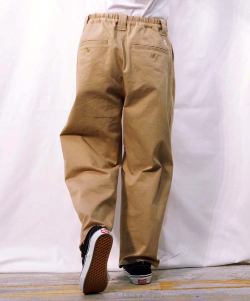 BROOKLYN OVERALL（ブルックリンオーバーオール）の「ストレッチ２タックパンツ（その他パンツ・メンズ・ベージュ/ネイビー・MEDIUM/LARGE）」の7枚目の写真