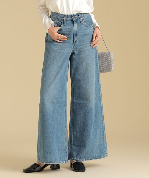 Ray BEAMS（レイビームス）の「LEVI'S(R) / XL FLOOD デニムパンツ（デニムパンツ・レディース・ライトブルー・24inch/25inch/26inch）」の3枚目の写真