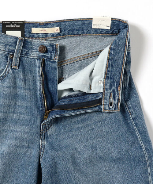 Ray BEAMS（レイビームス）の「LEVI'S(R) / XL FLOOD デニムパンツ（デニムパンツ・レディース・ライトブルー・24inch/25inch/26inch）」の13枚目の写真