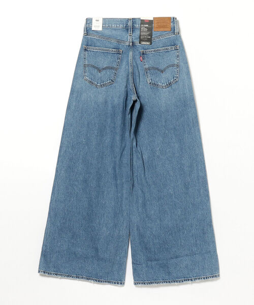 Ray BEAMS（レイビームス）の「LEVI'S(R) / XL FLOOD デニムパンツ（デニムパンツ・レディース・ライトブルー・24inch/25inch/26inch）」の11枚目の写真