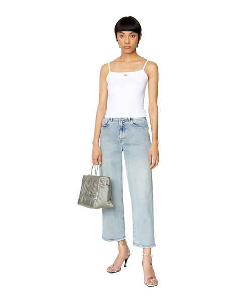 DIESEL(ディーゼル)の「FW22 レディース デニム ワイドフレア(デニムパンツ・レディース・インディゴブルー・31inch/25inch/27inch/29inch/23inch)」の2枚目の写真
