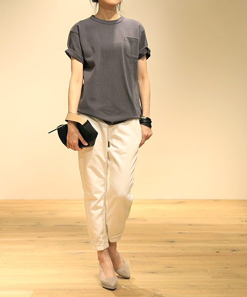 Champion（チャンピオン）の「3-STYLE VINTAGE TEE (Champion)（Tシャツ/カットソー・レディース・ネイビー/チャコールグレー/オフホワイト・LARGE/SMALL/MEDIUM）」の14枚目の写真