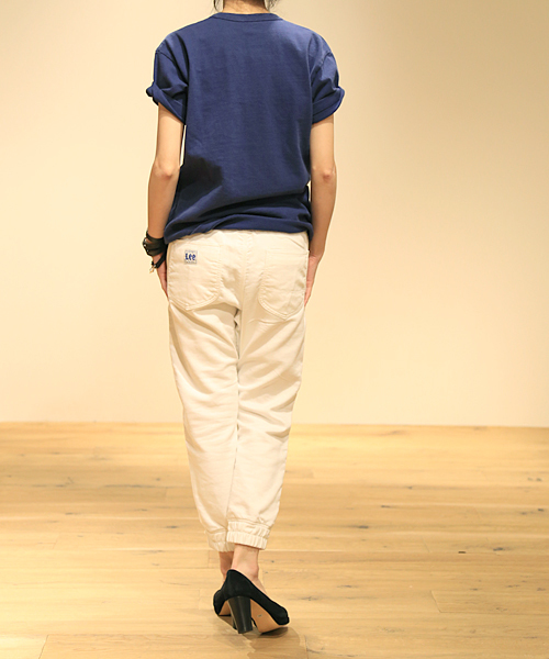 Champion（チャンピオン）の「3-STYLE VINTAGE TEE (Champion)（Tシャツ/カットソー・レディース・ネイビー/チャコールグレー/オフホワイト・LARGE/SMALL/MEDIUM）」の9枚目の写真