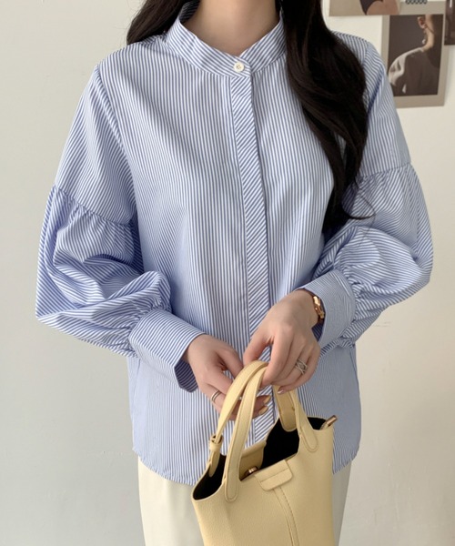 ABITOKYO(アビトーキョー)の「バルーンスリーブバンドカラーストライプ柄シャツ(シャツ/ブラウス・レディース・グリーン/ブルー/ブラック・M/L)」の4枚目の写真