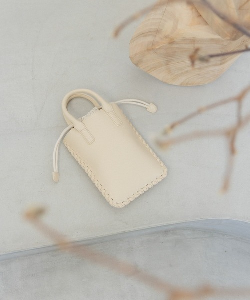 Andemiu（アンデミュウ）の「ステッチショルダーバッグ165951（ショルダーバッグ・レディース・ダークブラウン/オレンジ/アイボリー・FREE）」の3枚目の写真