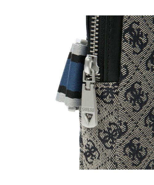 Guess（ゲス）の「STRAVE  Crossbody（ショルダーバッグ・メンズ・ブラック/ライトベージュ/グレー・ONE SIZE）」の14枚目の写真