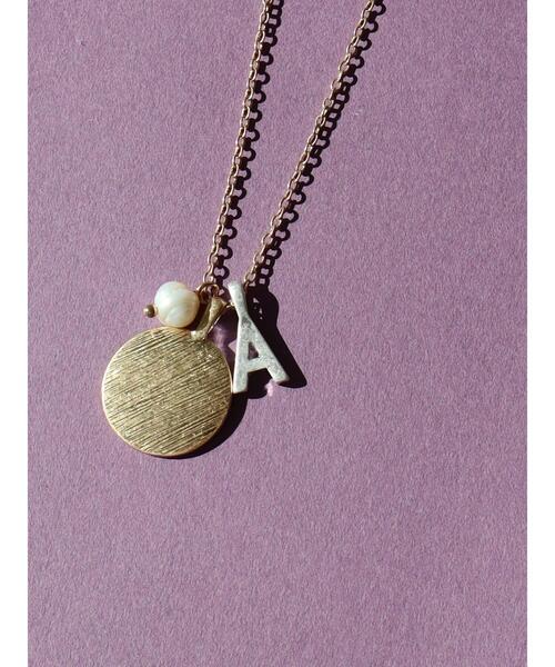 AMERICAN HOLIC（アメリカンホリック）の「トリプルチャームネックレス（ネックレス・レディース・S/A/K/M/R/Y・FREE）」の3枚目の写真