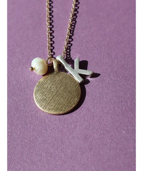 AMERICAN HOLIC（アメリカンホリック）の「トリプルチャームネックレス（ネックレス・レディース・S/A/K/M/R/Y・FREE）」の4枚目の写真