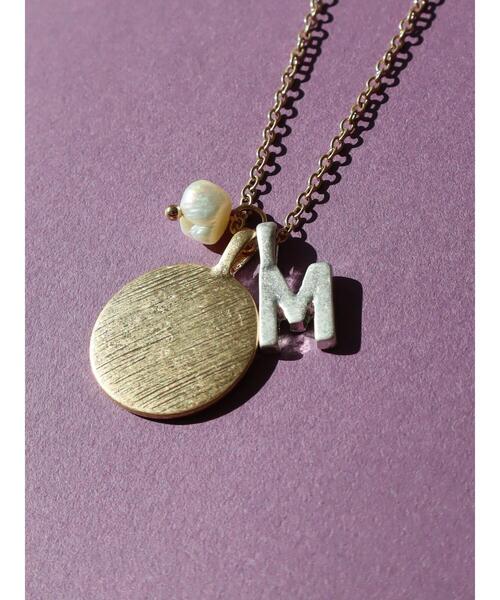 AMERICAN HOLIC（アメリカンホリック）の「トリプルチャームネックレス（ネックレス・レディース・S/A/K/M/R/Y・FREE）」の5枚目の写真