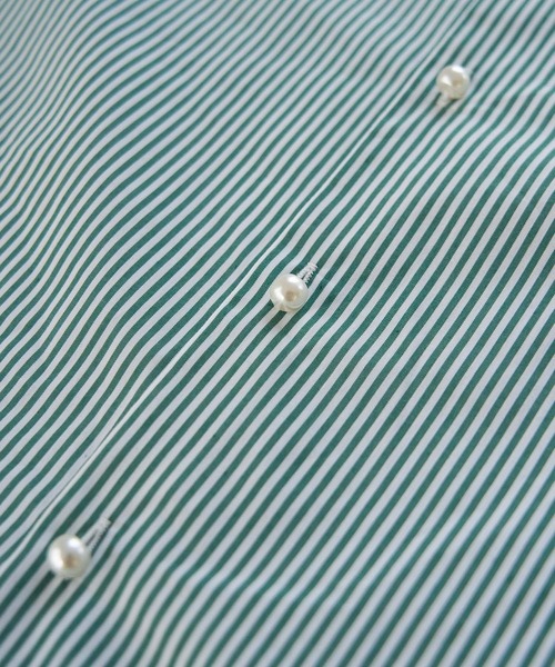 ROPE' PICNIC（ロペピクニック）の「パール釦シャツ（シャツ/ブラウス・レディース・サックスブルー/ネイビー/ベージュ/グリーン/ホワイト・38）」の16枚目の写真