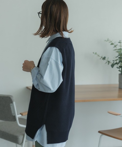 FORK&SPOON（フォークアンドスプーン）の「FORK&SPOON　ハイツイスト両畦ベスト（ベスト・レディース・オフホワイト/ネイビー・1）」の8枚目の写真