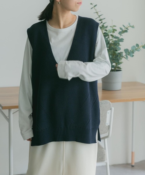 FORK&SPOON（フォークアンドスプーン）の「FORK&SPOON　ハイツイスト両畦ベスト（ベスト・レディース・オフホワイト/ネイビー・1）」の13枚目の写真