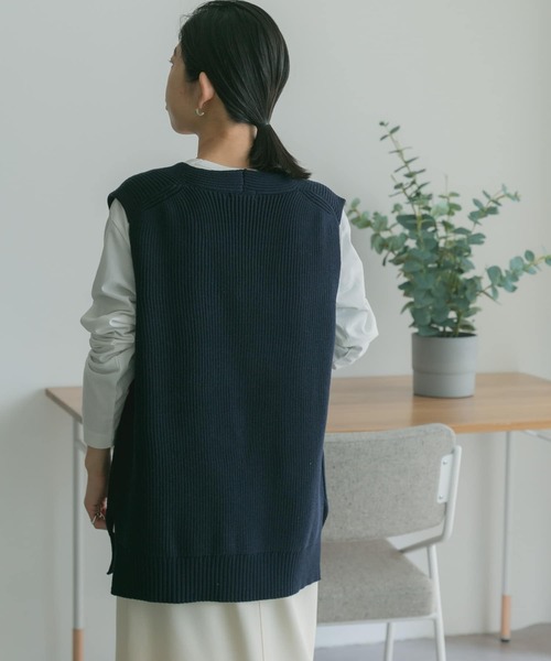 FORK&SPOON（フォークアンドスプーン）の「FORK&SPOON　ハイツイスト両畦ベスト（ベスト・レディース・オフホワイト/ネイビー・1）」の15枚目の写真