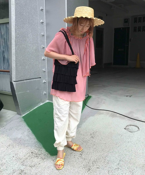 Casselini(キャセリーニ)の「Casselini(キャセリーニ)プリーツフリルトート(トートバッグ・レディース・ベージュ/イエロー/ブルー/ブラック・FREE)」の15枚目の写真