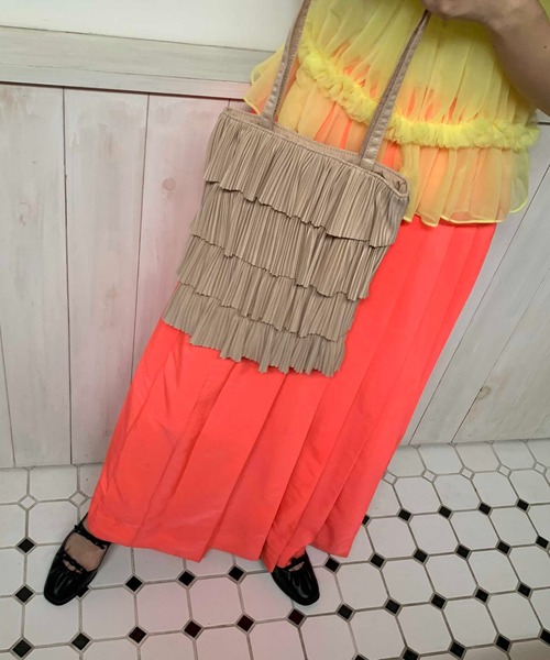 Casselini(キャセリーニ)の「Casselini(キャセリーニ)プリーツフリルトート(トートバッグ・レディース・ベージュ/イエロー/ブルー/ブラック・FREE)」の22枚目の写真