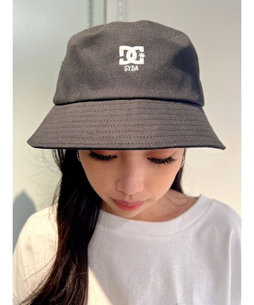 GYDA(ジェイダ)の「GYDA×DC FRONT LOGO バケットHAT(ハット・レディース・ブラック・FREE)」の2枚目の写真