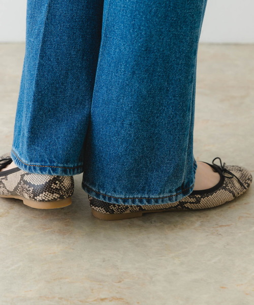 RODE SKO(ロデスコ)の「『35~40サイズ展開』『MADE IN JAPAN』プレーンバレエシューズ(バレエシューズ・レディース・ブラック/アニマル/ホワイト/ブラック系その他/ライトインディゴブルー・37/36/38/35/39/40/36.5/37.5/38.5)」の11枚目の写真