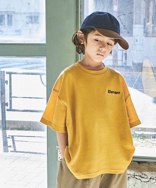 PAIRMANON STREET(ペアマノンストリート)の「【PAIRMANON STREET】【ふんわりワッフル】ワンポイント刺繍半袖Tシャツ(Tシャツ/カットソー・キッズ・イエロー/ブラック/グリーン/ネイビー/アイボリー・90/100/110/140/150/120/130)」の5枚目の写真