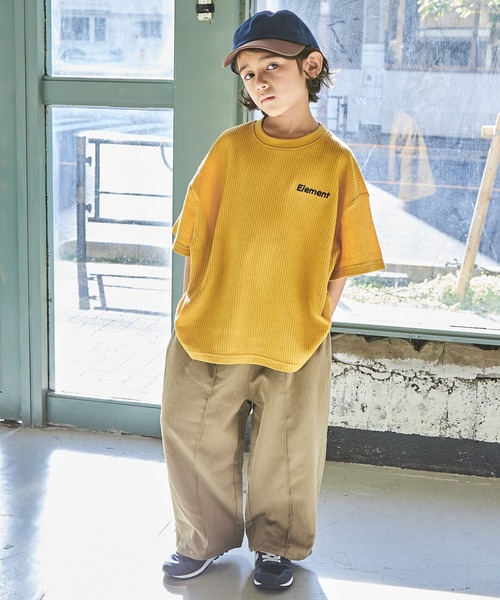 PAIRMANON STREET(ペアマノンストリート)の「【PAIRMANON STREET】【ふんわりワッフル】ワンポイント刺繍半袖Tシャツ(Tシャツ/カットソー・キッズ・イエロー/ブラック/グリーン/ネイビー/アイボリー・90/100/110/140/150/120/130)」の15枚目の写真