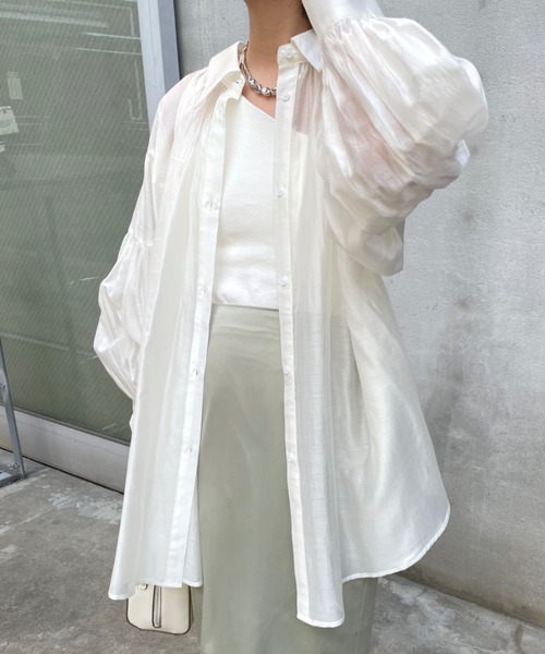 mline（エムライン）の「[mline]シアーギャザーシャツ（シャツ/ブラウス・レディース・ネイビー/グレー/オフホワイト/パープル・FREE）」の2枚目の写真