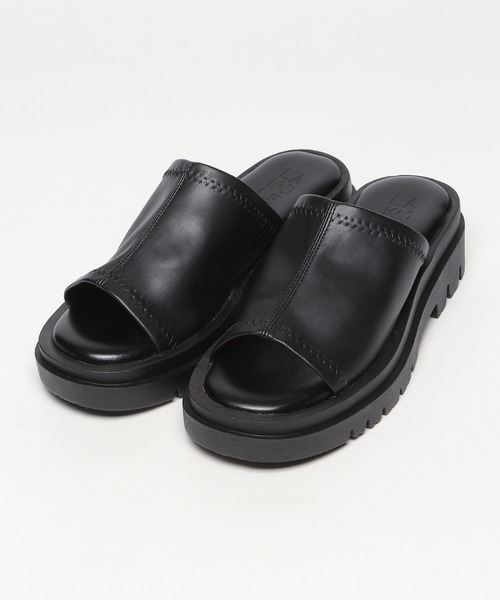 LAKOLE(ラコレ)の「タンクソールスライドサンダル / 188046(スリッポン・レディース・ブラック/グレイッシュベージュ/パイソン・MEDIUM/LARGE)」の19枚目の写真