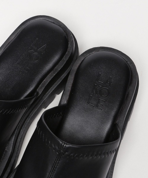 LAKOLE(ラコレ)の「タンクソールスライドサンダル / 188046(スリッポン・レディース・ブラック/グレイッシュベージュ/パイソン・MEDIUM/LARGE)」の12枚目の写真