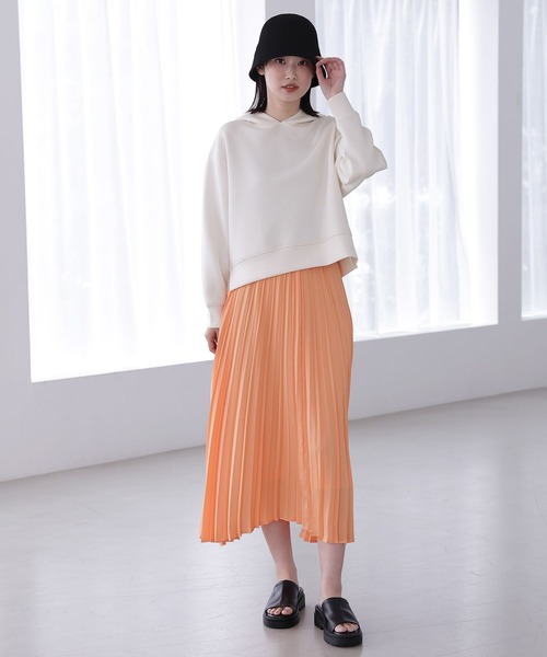 LAKOLE(ラコレ)の「タンクソールスライドサンダル / 188046(スリッポン・レディース・ブラック/グレイッシュベージュ/パイソン・MEDIUM/LARGE)」の8枚目の写真