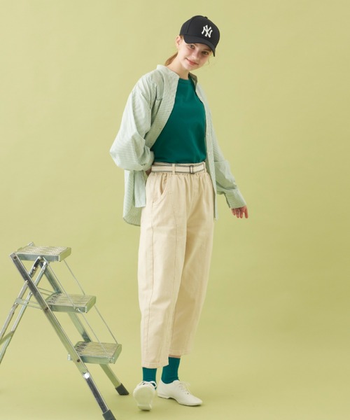 MERLOT（メルロー）の「ベルト付きテーパードパンツ（チノパンツ・レディース・ブラック/ナチュラル・FREE）」の14枚目の写真