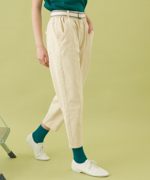 MERLOT（メルロー）の「ベルト付きテーパードパンツ（チノパンツ・レディース・ブラック/ナチュラル・FREE）」の8枚目の写真