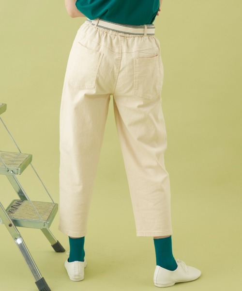 MERLOT（メルロー）の「ベルト付きテーパードパンツ（チノパンツ・レディース・ブラック/ナチュラル・FREE）」の10枚目の写真