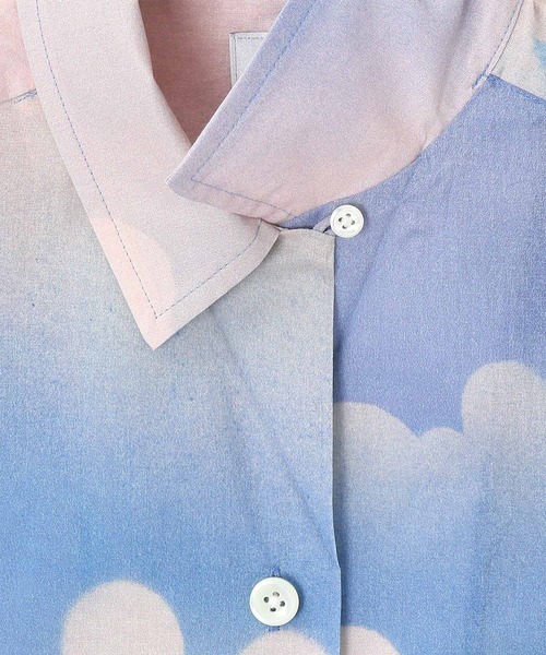 Paul Smith(ポールスミス)の「ウィメンズ "Summer Cloud” 半袖シャツ / 135054 311B(シャツ/ブラウス・レディース・ライトブルー/ピンク・38/40)」の4枚目の写真