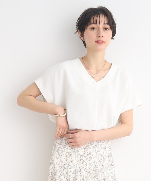 SHOO・LA・RUE（シューラルー）の「◆【接触冷感/セットアップ可/イージ―ケア】Vネックチュニック（チュニック・レディース・マスタード/ベージュ/カーキ/ブラック/オフホワイト・00）」の13枚目の写真