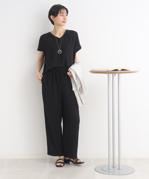 SHOO・LA・RUE（シューラルー）の「◆【接触冷感/セットアップ可/イージ―ケア】Vネックチュニック（チュニック・レディース・マスタード/ベージュ/カーキ/ブラック/オフホワイト・00）」の17枚目の写真