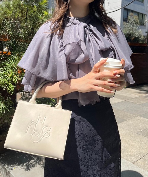 one after another NICE CLAUP(ワンアフターアナザーナイスクラップ)の「2way/ボウタイフレアスリーブブラウス(シャツ/ブラウス・レディース・グレー/アイボリー/ホワイト系その他/ブラウン系その他・FREE)」の4枚目の写真