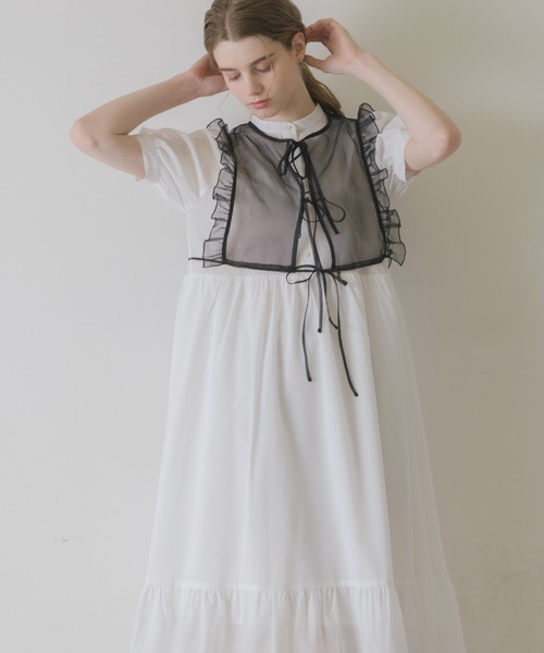 idem(イデム)の「organdie collar classic 2way onepiece/オーガンジーフリルベスト付きワンピース(ワンピース・レディース・ブラック/オフホワイト・FREE)」の7枚目の写真